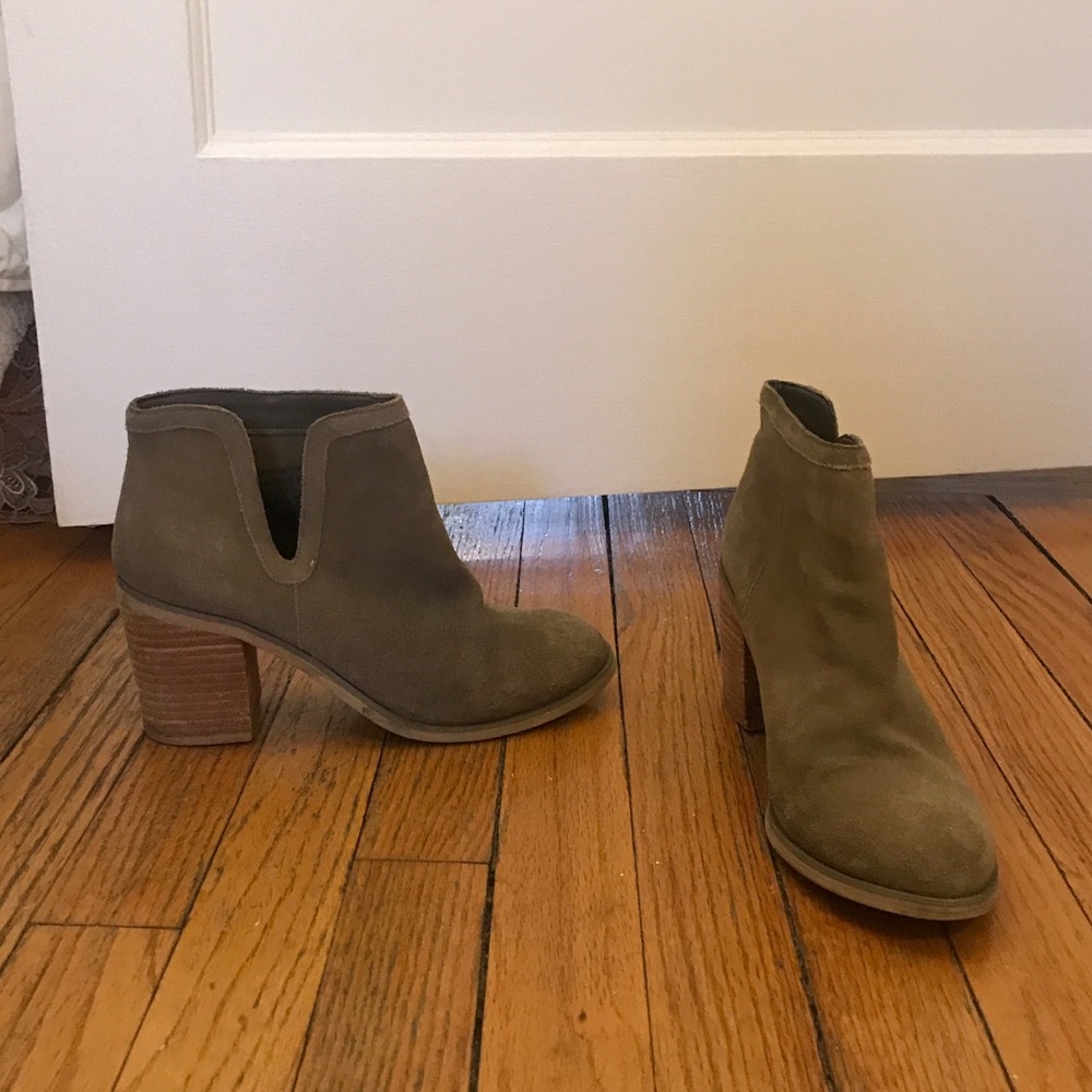 Urban Outfitters olive ankle booties
